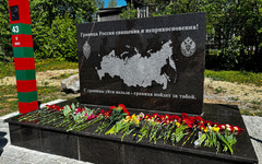 В Омутнинске открыли памятник пограничникам всех поколений