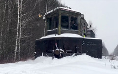 В Каринторфе узкоколейку расчистили от снега плужным снегоочистителем (ВИДЕО)