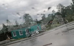 В Свердловской области торнадо разрушил 32 дома, 16 пострадавших
