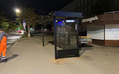 В Кирове на остановках включат освещение