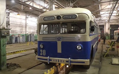 Кировчан приглашают на автобусные экскурсии и литературный фестиваль