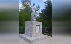 В Вятских Полянах обновили памятники героям войны