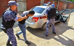 В Кирове мужчина украл коньяк и был задержан