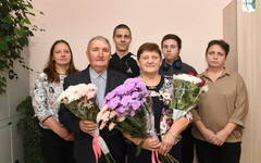 Супруги Бушуевы из Опарино отметили золотую свадьбу