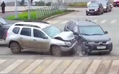 Перекрёсток Ленина и Современной назвали самым аварийным в Кирове в 2023 году