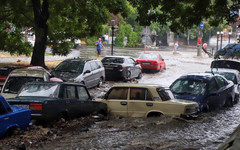 На Кировскую область движется циклон с сильными дождями и ветром