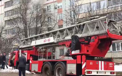 В Кирове пожарная машина, спешившая на вызов, застряла в грязи