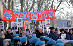 Ещё один «Бессмертный». Ветераны Афганистана и Чечни теперь тоже проводят митинги с портретами погибших солдат
