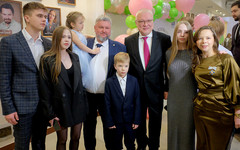 Губернатор дал старт Году семьи в Кировской области