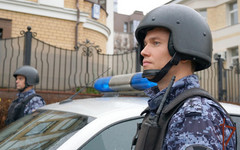 В Кирове посетители бара устроили драку и разбили холодильник