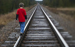 В Кировской области грузовой поезд сбил 11-летнего мальчика