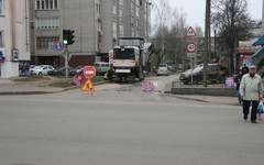 В Кирове отремонтировали первую в этом году дорогу