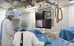 В Кирове врачи спасли пациентку, упавшую у входа в больницу