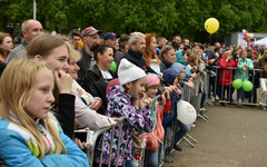 На праздничных площадках в День города введут пропускной режим