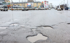 «Мы не можем подъехать к своим домам!» Как жители Комсомольской добиваются ремонта разбитой дороги