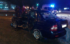 В новогоднюю ночь в Кирове столкнулись три автомобиля