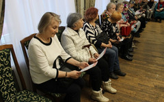 В Кирове полицейские предупредили ветеранов о дистанционных преступлениях