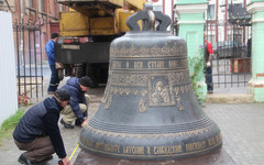 В Киров доставили колокол для Спасского собора