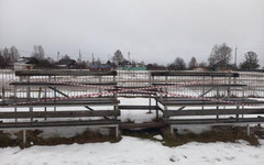 Прокуратура Омутнинского района через суд добилась ремонта опасного стадиона