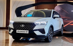 Продажи кроссоверов Lada X-Cross 5 в России начнутся до конца 2023 года