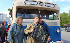 В администрации Кирова ответили на заявление противников установки троллейбуса на Театральной площади