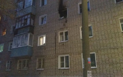 Пожарные спасли пятерых кировчан из огня в доме на Володарского