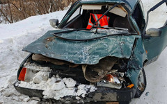 В Юрье столкнулись МАЗ и «восьмерка»: пострадали два человека
