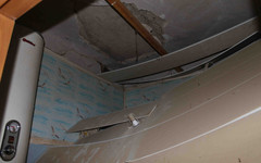 После проведения капремонта в доме на 90-летнюю кировчанку рухнул потолок