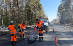 На дорогах к Даровскому, Кирсу, Малмыжу и Вятским Полянам уложили свежий асфальт