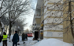 Пожар в кафе на Октябрьском проспекте серьёзно повредил четыре жилые квартиры