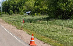 В Вятскополянском районе водитель врезался в опору ЛЭП