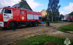 В Кирове сгорела баня на улице Зелёной