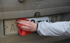 Кировских водителей предупредили о штрафах за грязные номера