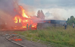 В Кирсе молния попала в жилой дом во время грозы