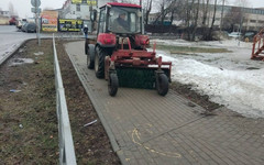 Известно, с каких кировских улиц подрядчики вывезут снег в ближайшие сутки