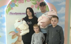 В Юрьянском районе родилась первая в 2025 году двойня