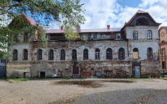 В Кирове разрушается историческое здание