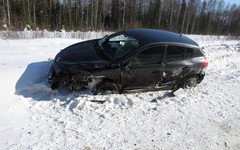 В Куменском районе столкнулись две иномарки, пострадали оба водителя