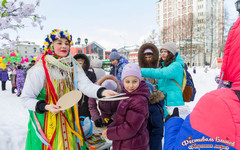 Как кировчане провожали зиму на Фестивале блинов «Хорошие люди»