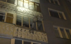 В Кирове мужчина упал с 5 этажа, встал и поднялся обратно