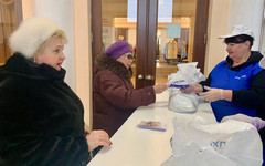 «Уралхим» подарил 40 000 женщинам Кировской области удобрения к 8 Марта