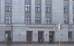 1 сентября в Кирове будет ограничена парковка машин на нескольких центральных улицах