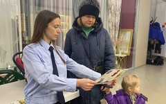 Сотрудники кировской госавтоинспекции провели новогодний мастер-класс
