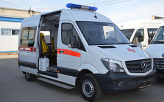 Новый случай нападения на медиков в Кирове: пьяный мужчина ударил врачей скорой помощи и оскорбил сотрудника Росгвардии