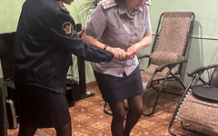 В Кировской области сотрудники СИЗО осваивают древнюю индийскую практику