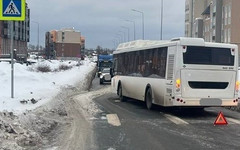 В Кирове автобус сбил девушку на улице Капитана Дорофеева