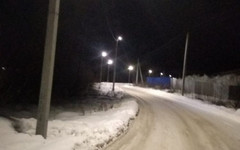В деревне Гнусино установили дополнительное освещение на нескольких улицах
