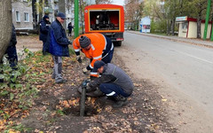 В Лянгасово ликвидировали засор канализации, затопившей подвал