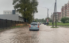 Более 10 тысяч человек в Кировской области остались без электричества из-за грозы