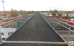 В Лузе завершена реконструкция железнодорожного пешеходного моста